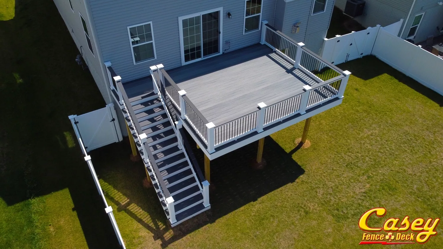 350 Square Foot Fiberon Beach House Composite Deck
